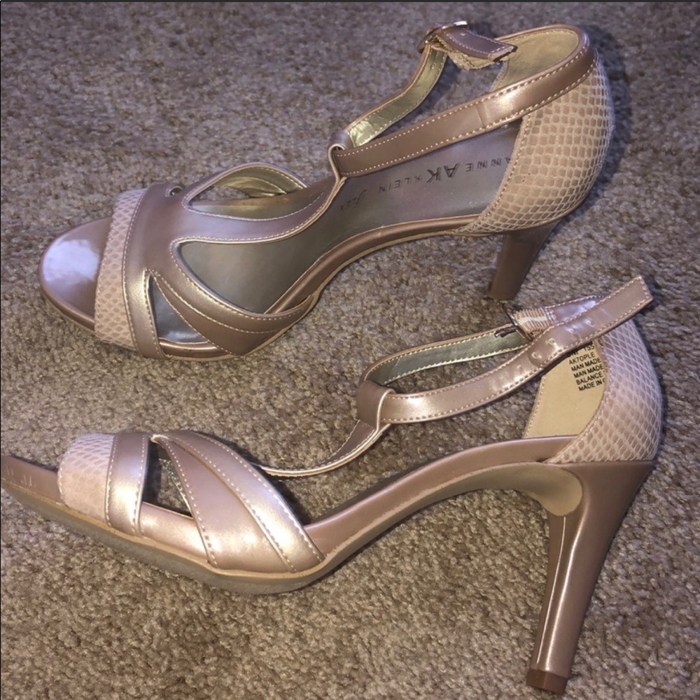 Anne Klein nude heels